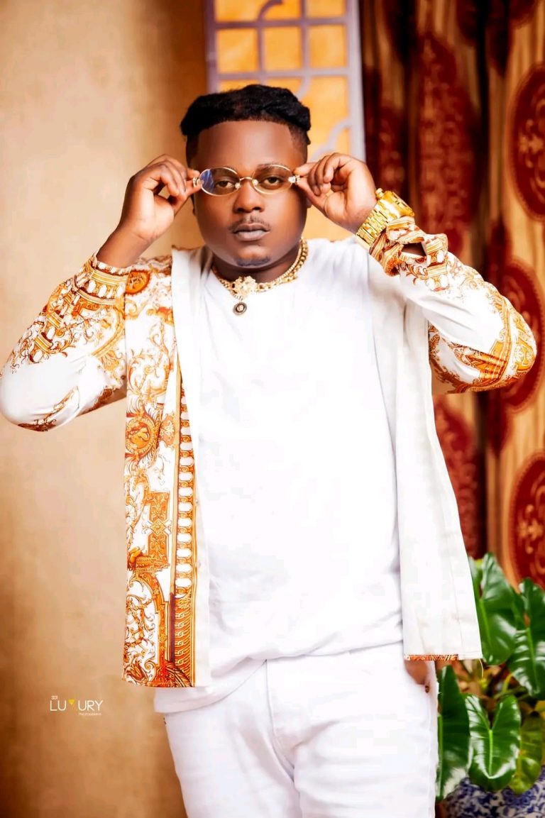 T-Sean Ft Izreal – Ungashanshe