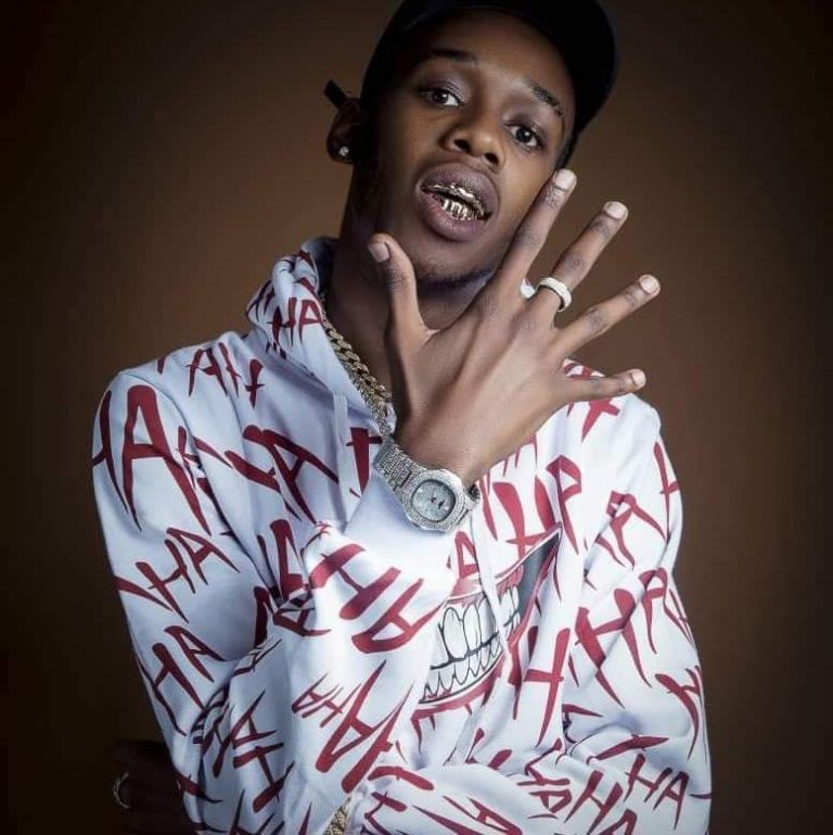 Cinori Xo throw stones to Muzo Aka Alphonso