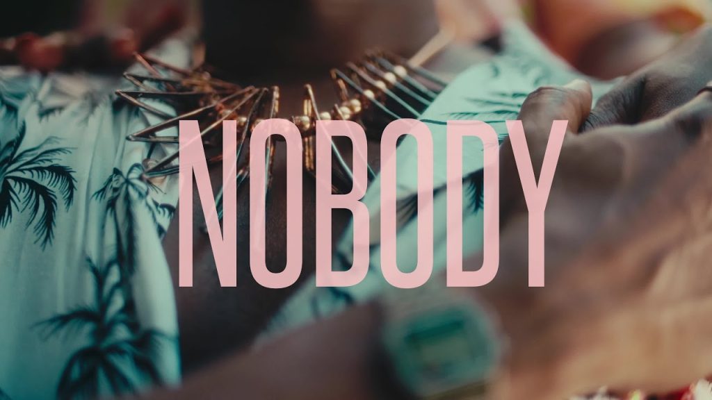 Roberto - Nobody (Official Music Video) Download Mp4